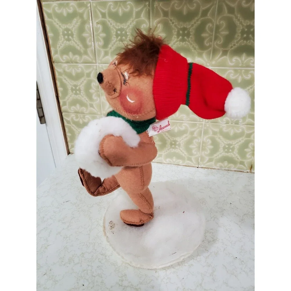 Annalee Mobilitee 1984 Brown Bear w/ Snowball Red Striped Hat Green Scarf 11